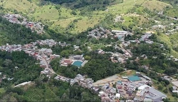 配资股票交易 哥伦比亚一金矿塌陷 18人被困